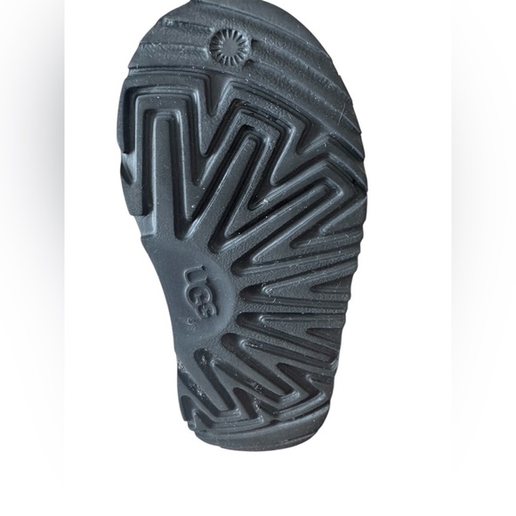 Cozy Black UGG Kids Boots - Picture 8 of 10